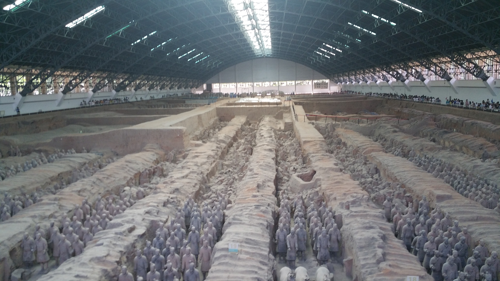 兵马俑感受古人的智慧,似乎穿越到了秦朝 兵马俑感受古人的智慧,似乎穿越到了秦朝