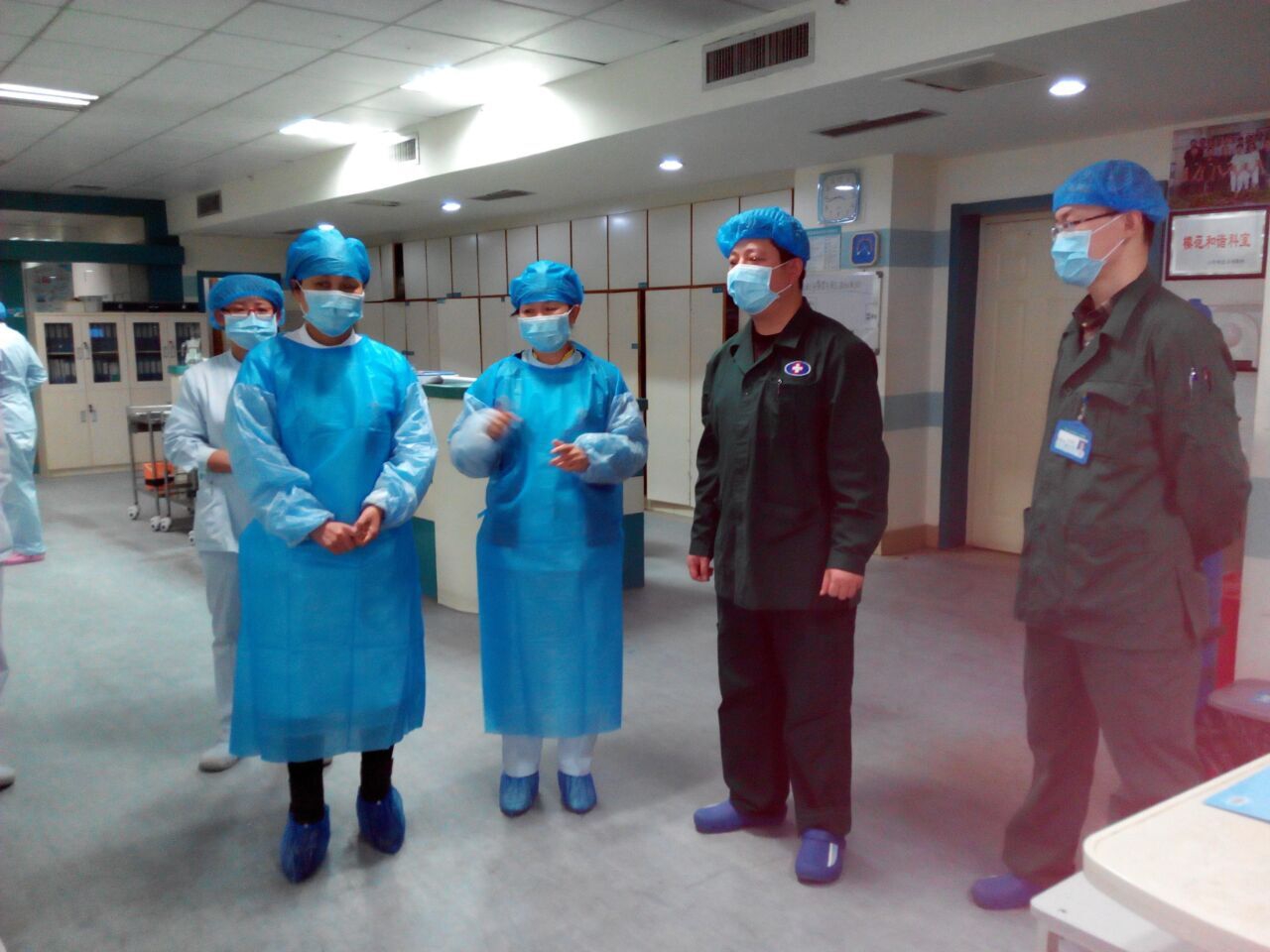 我们在ICU的院感暴发应急预案演练